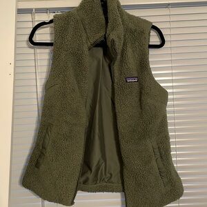 Patagonia green vest